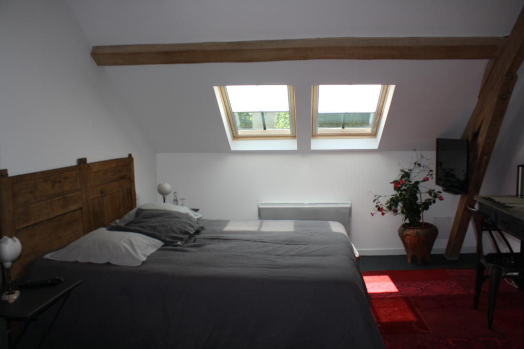 La Barbotine Bed and Breakfast Septmonts Værelse billede
