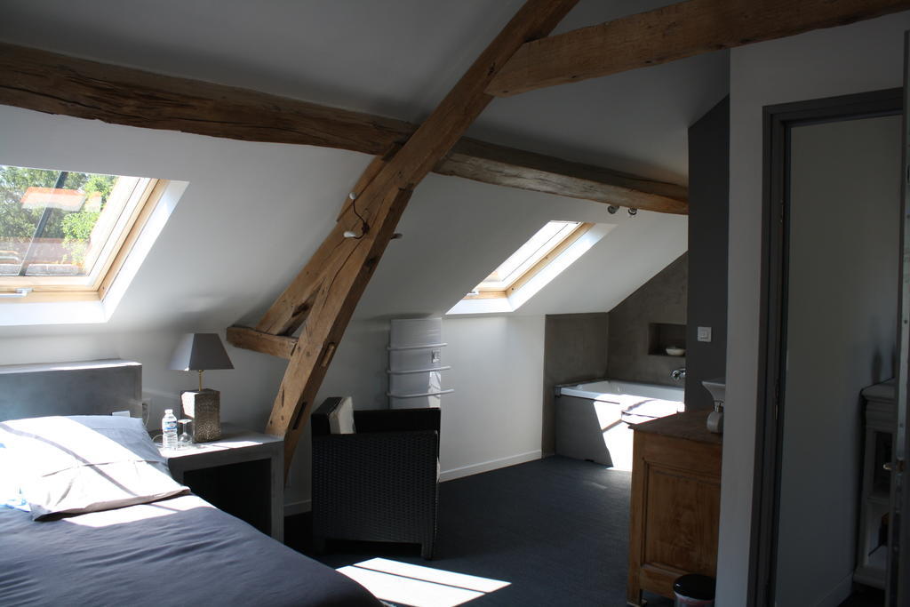 La Barbotine Bed and Breakfast Septmonts Værelse billede